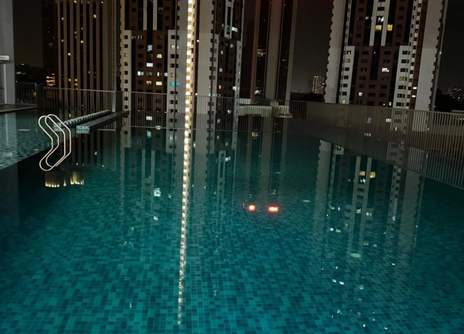 Chamber Suites Klcc By Moonlight Kuala Lumpur Apartment