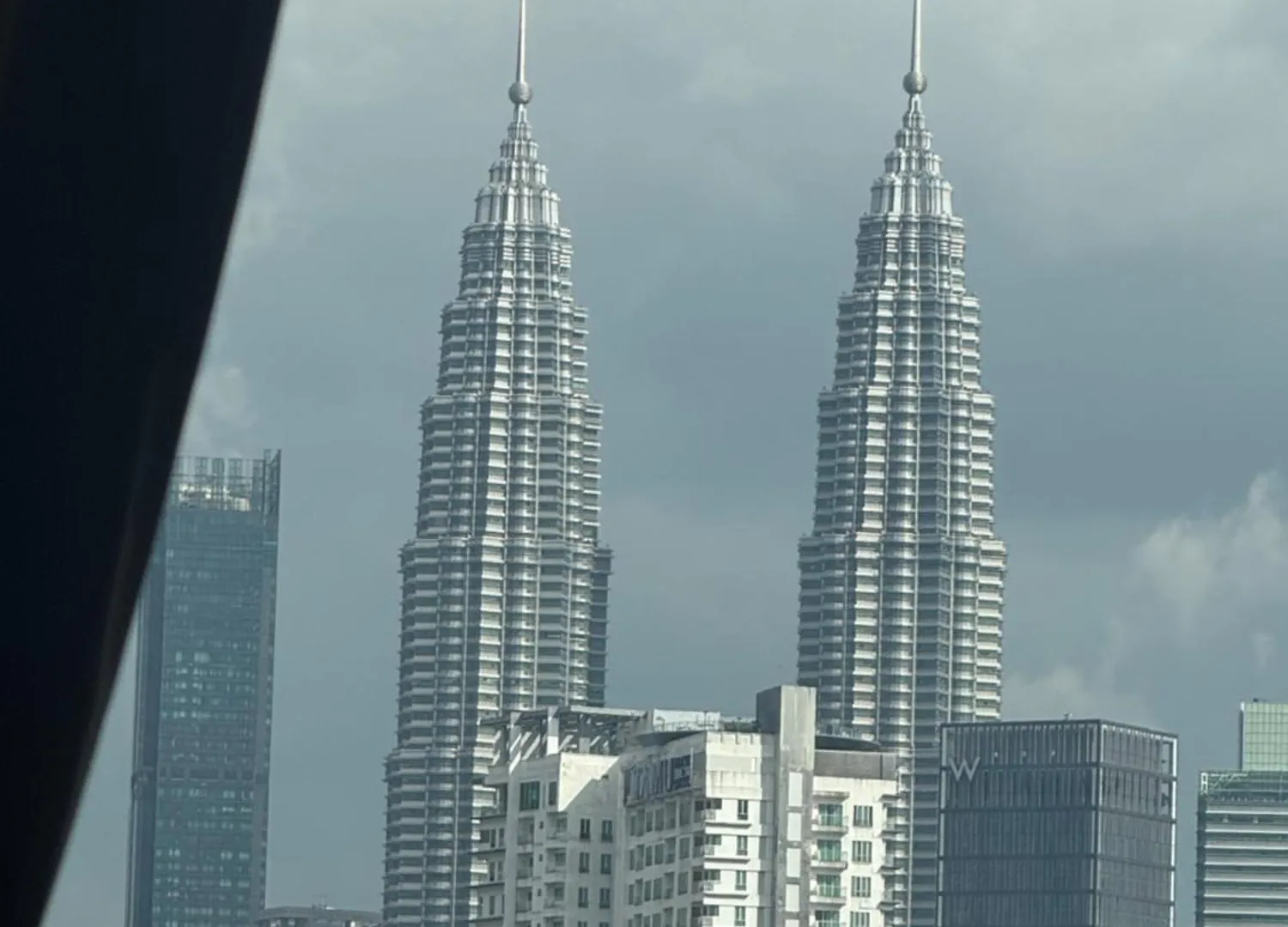 Apartment Chamber Suites Klcc By Moonlight Kuala Lumpur Malaysia