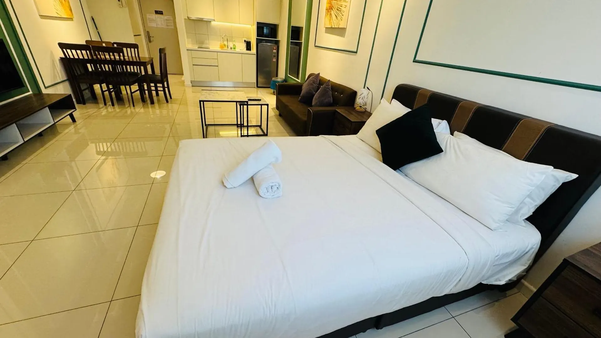 Chamber Suites Klcc By Moonlight Kuala Lumpur Apartment