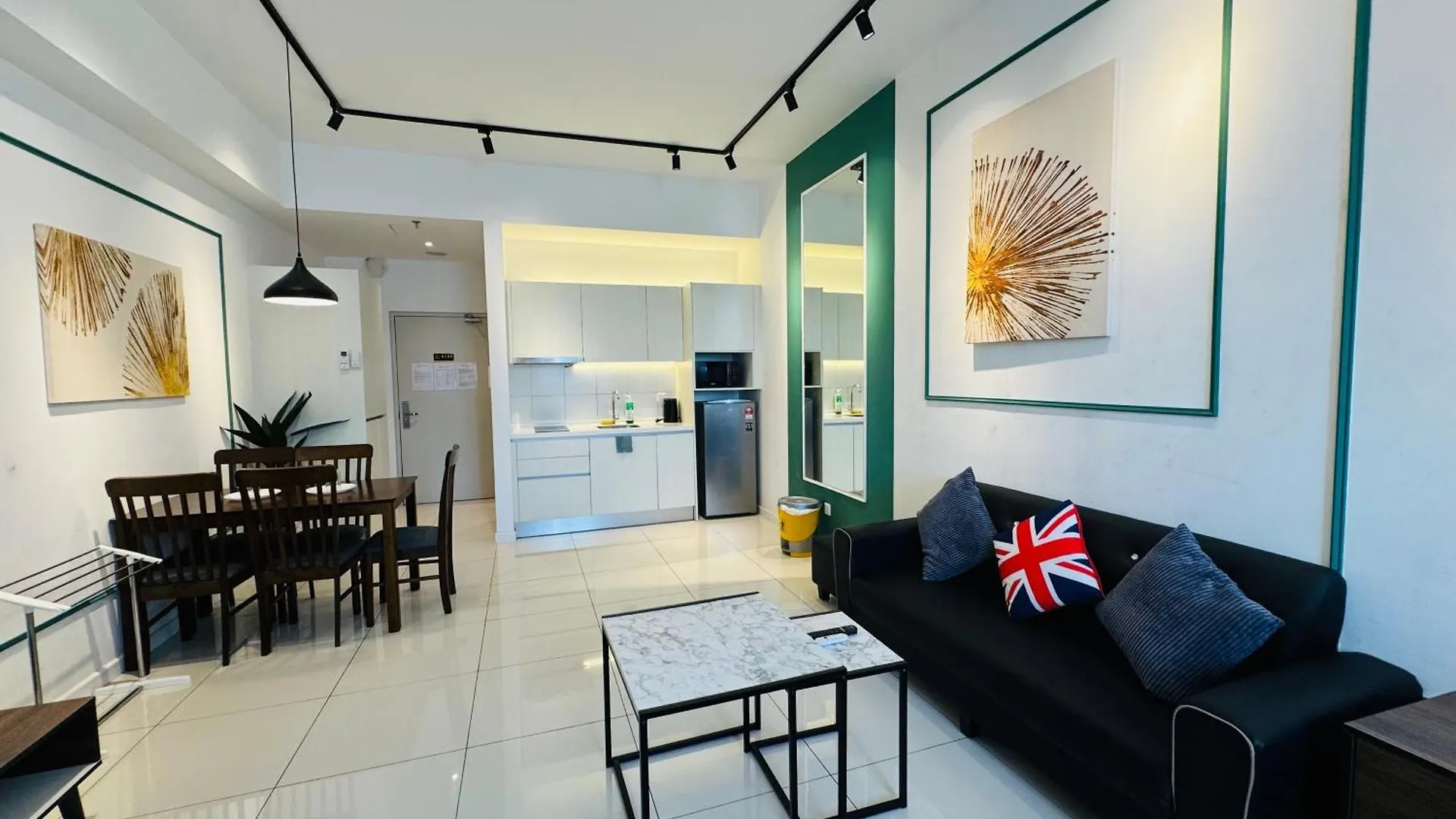 Apartment Chamber Suites Klcc By Moonlight Kuala Lumpur